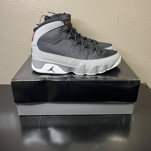 Jordan 9 particle grey brand new never worn size 10 - Picture 1 of 7
